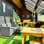 아파트 The Old School House